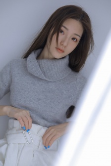 美丽的小蜜蜂1